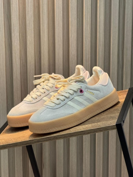 Imagen de ADIDAS SAMBA CORAZONES